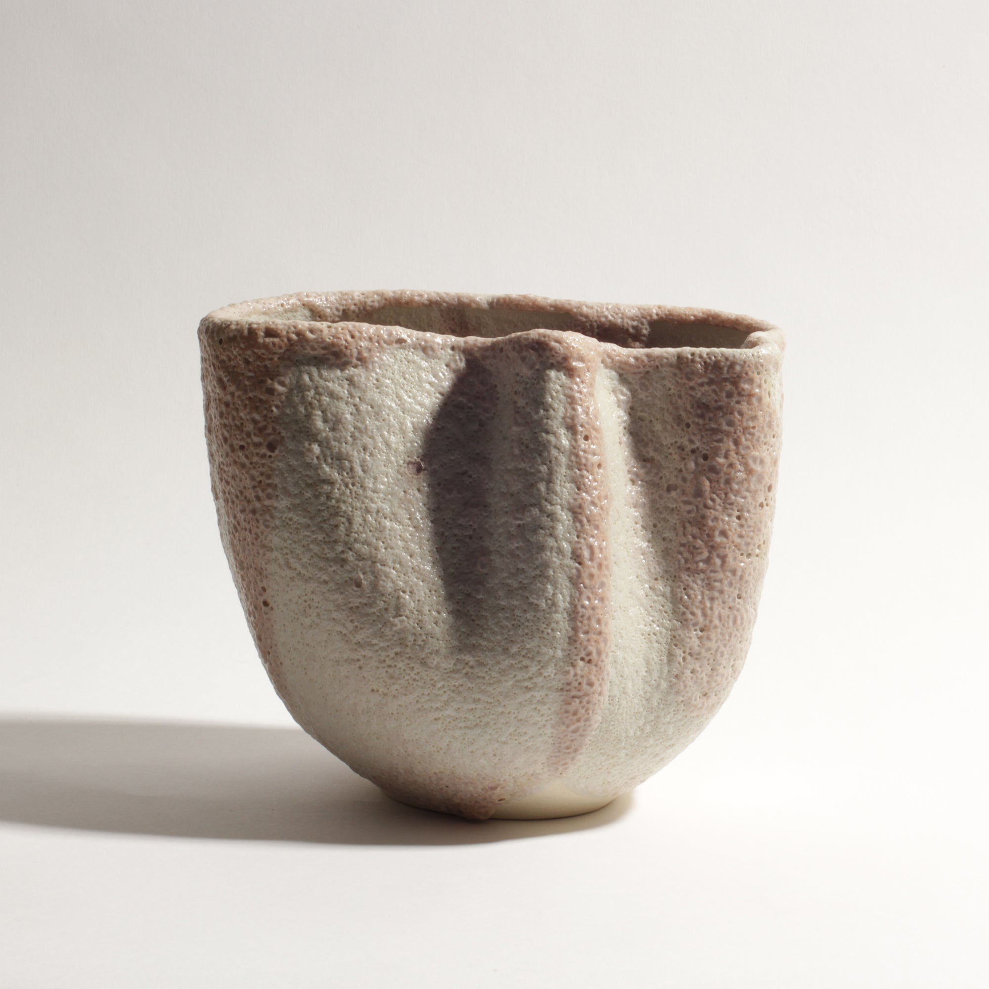 ♥美濃焼　青山鉄郎　白釉　茶碗　共箱付き　骨董品 ♥美濃焼 青山鉄郎 白釉 茶碗 共箱付き 骨董品